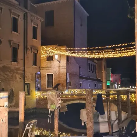 Tra Le Calli Di Ed Il Mare Di Sottomarina *